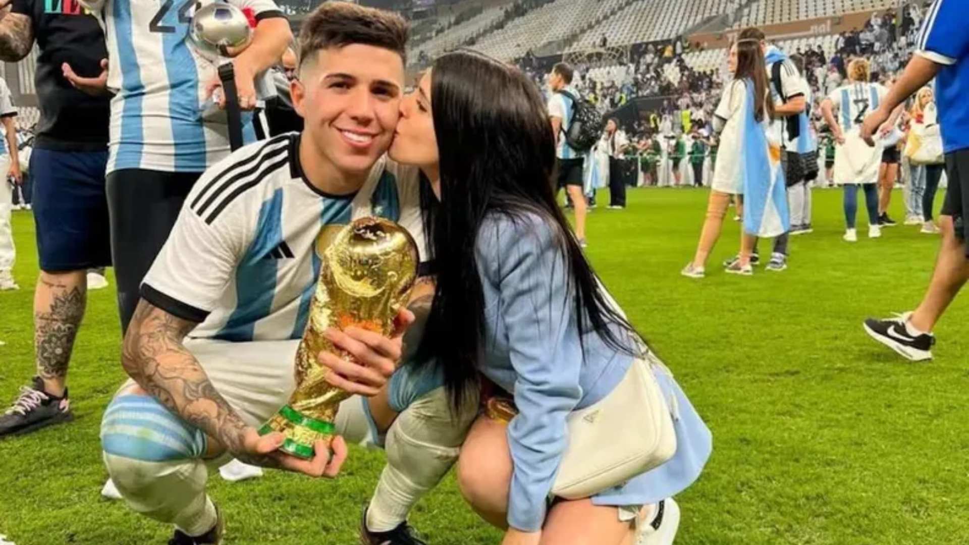 Enzo Fernández y Valentina Cervantes terminaron: el mensaje aquí