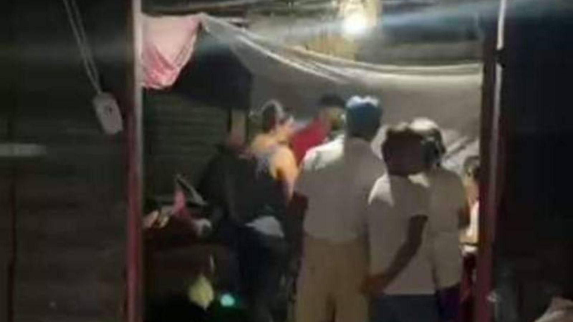 El menor se encontraba jugando hasta que la balacera desatada por sicarios acabó con su vida.