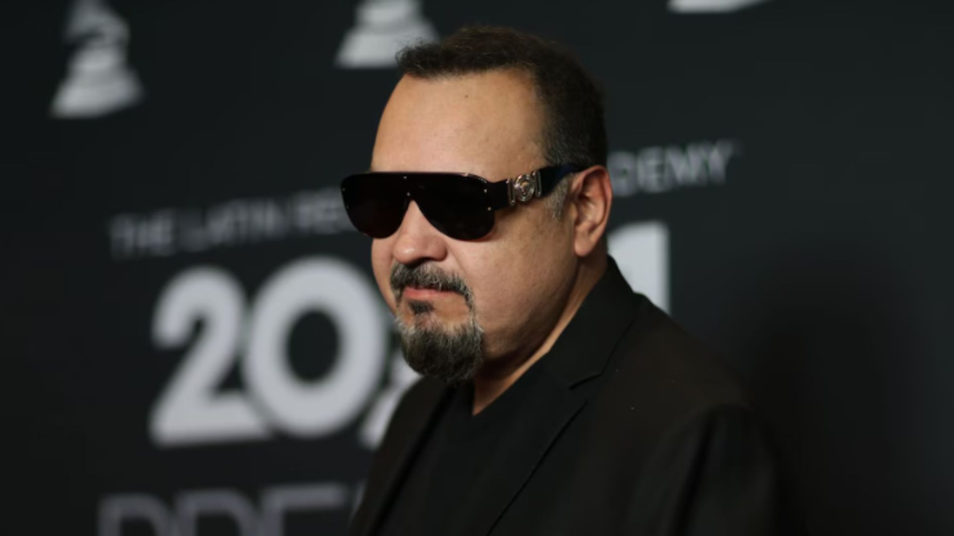 Pepe Aguilar rompe el silencio sobre su nueva canción.
