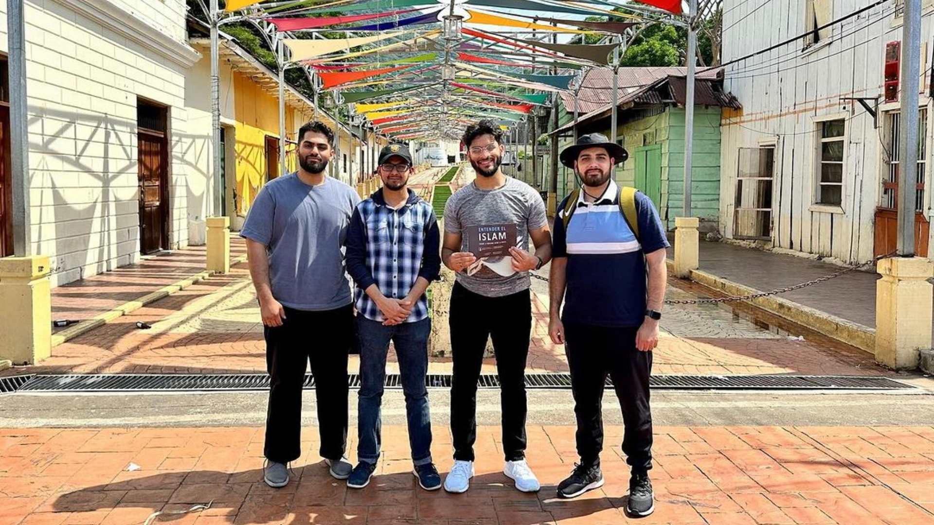 misioneros ahmadiyya