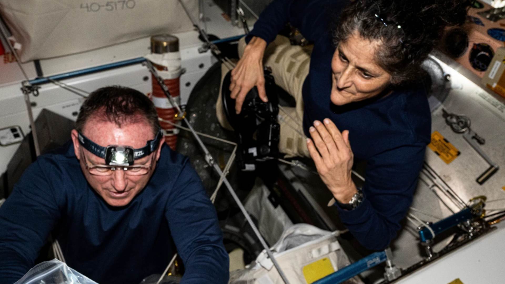 atrapados en el espacio