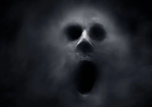 La tenebrosa historia de terror del carro negro de la carretera CA-5