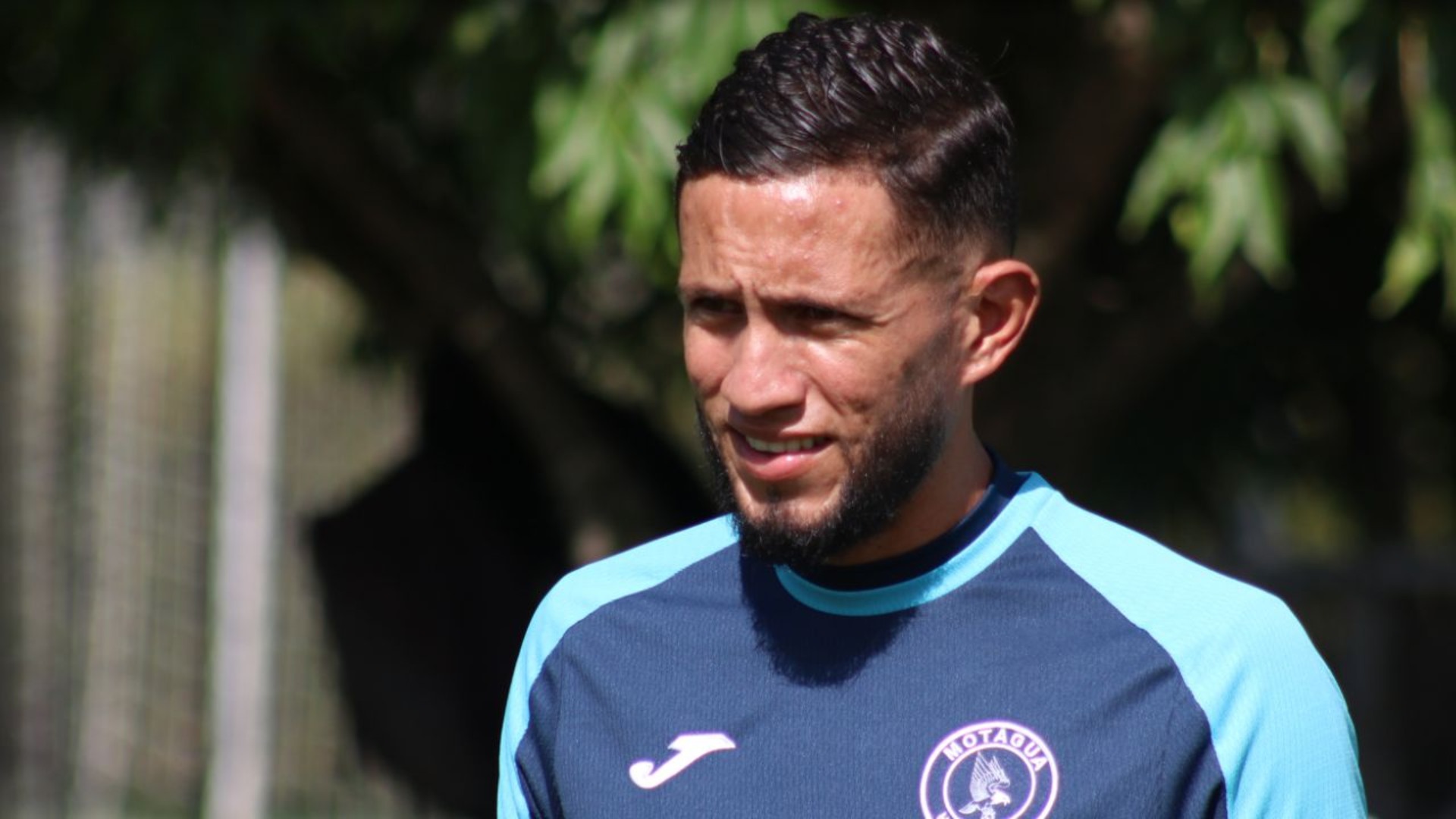 El mediocampista del Motagua, Óscar Discua, se encuentra en la última fase de su recuperación tras la fractura que sufrió en el tercio medio del peroné durante un partido clave contra Marathón, disputado a inicios de septiembre en el Estadio Nacional.