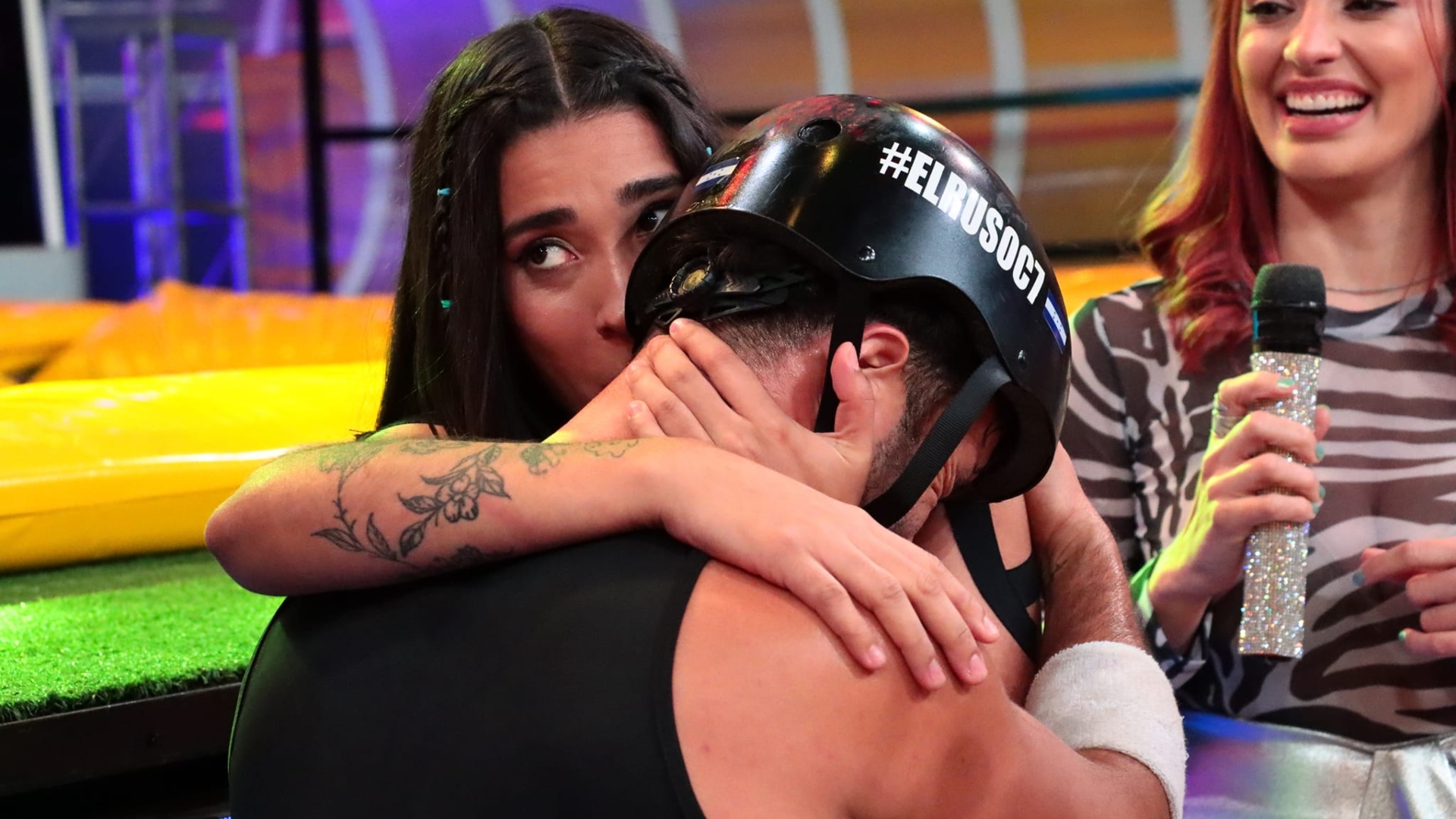 'El Ruso' y Angie dejan su orgullo atrás y se reconcilian con emotivo abrazo en Calle 7