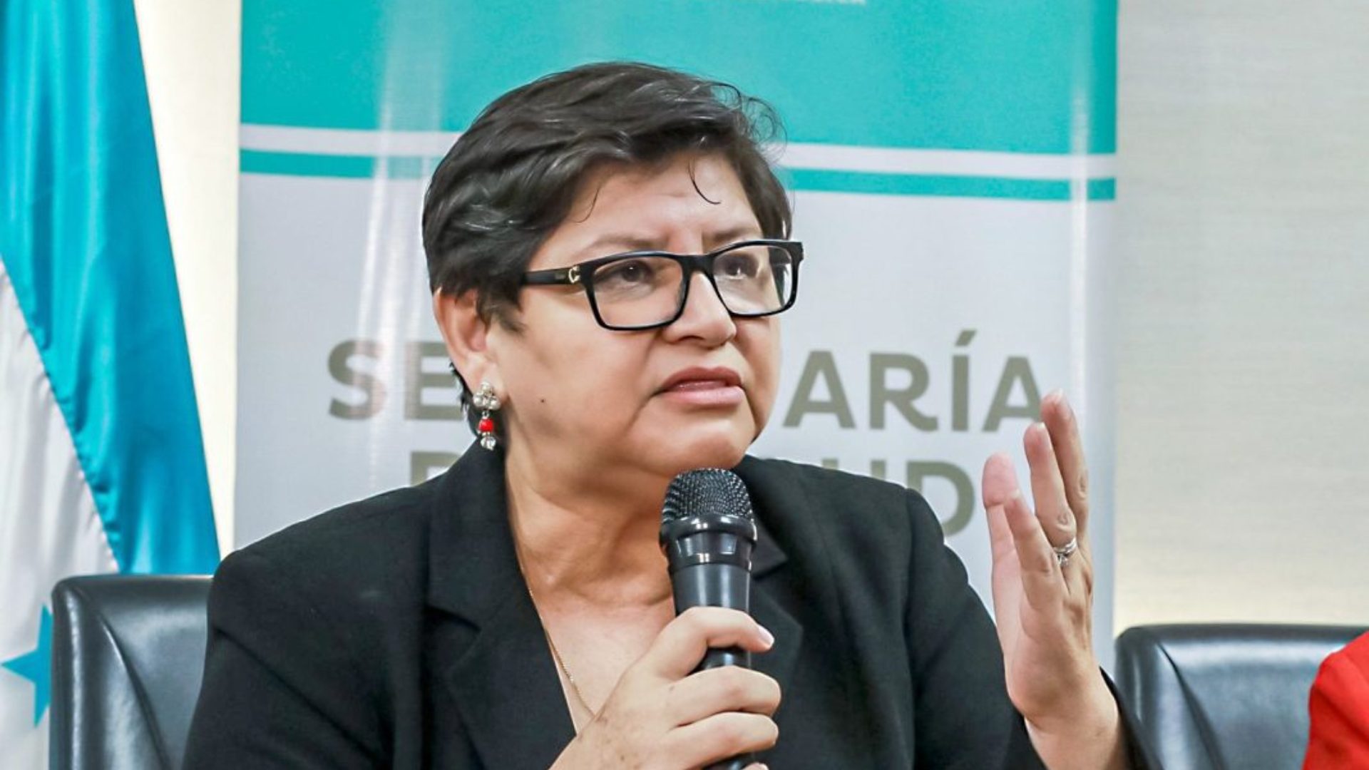 Ministra Salud Carla Paredes