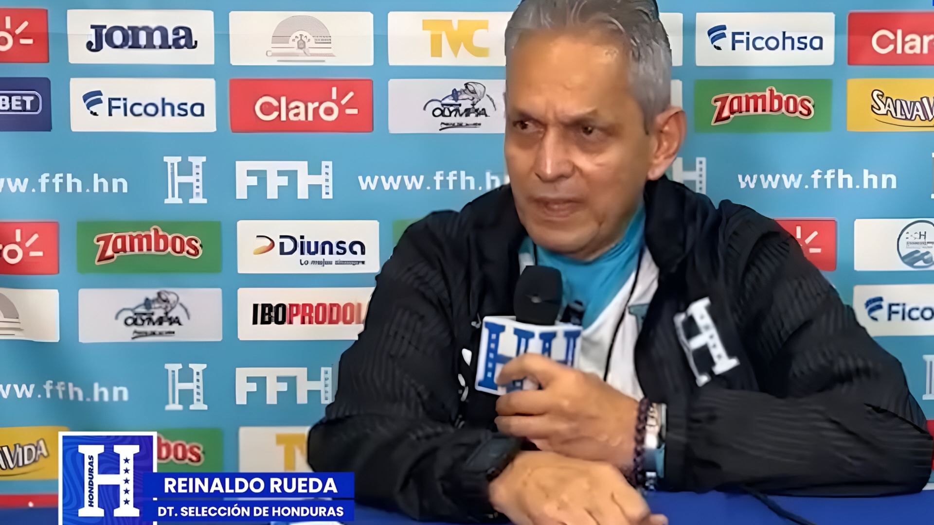 Reinaldo Rueda lanza dura crítica a México y a Concacaf antes del duelo en la Liga de Naciones
