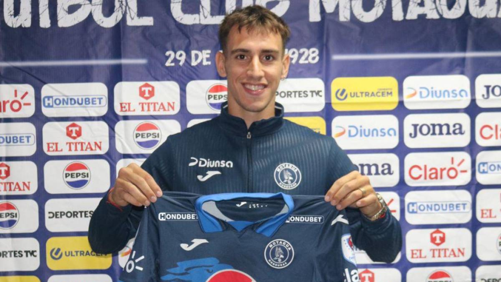 Preocupación en Motagua: Rodrigo Auzmendi podría dejar las águilas azules en enero de 2025