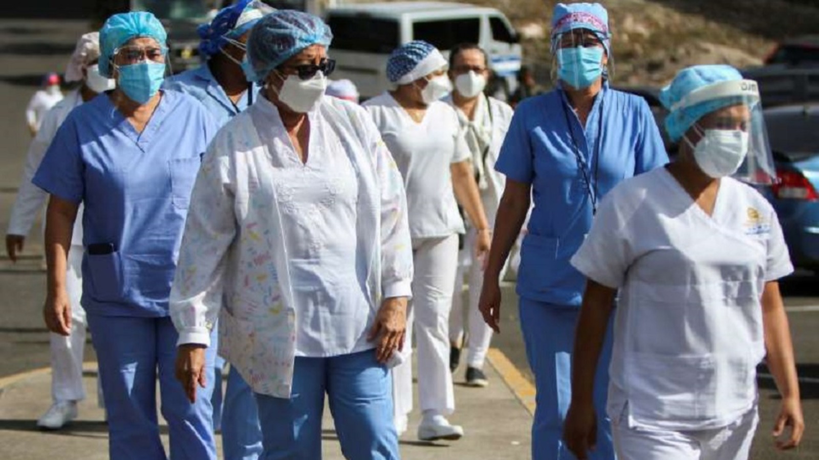 Enfermeros y enfermeras auxiliares se van a paro nacional
