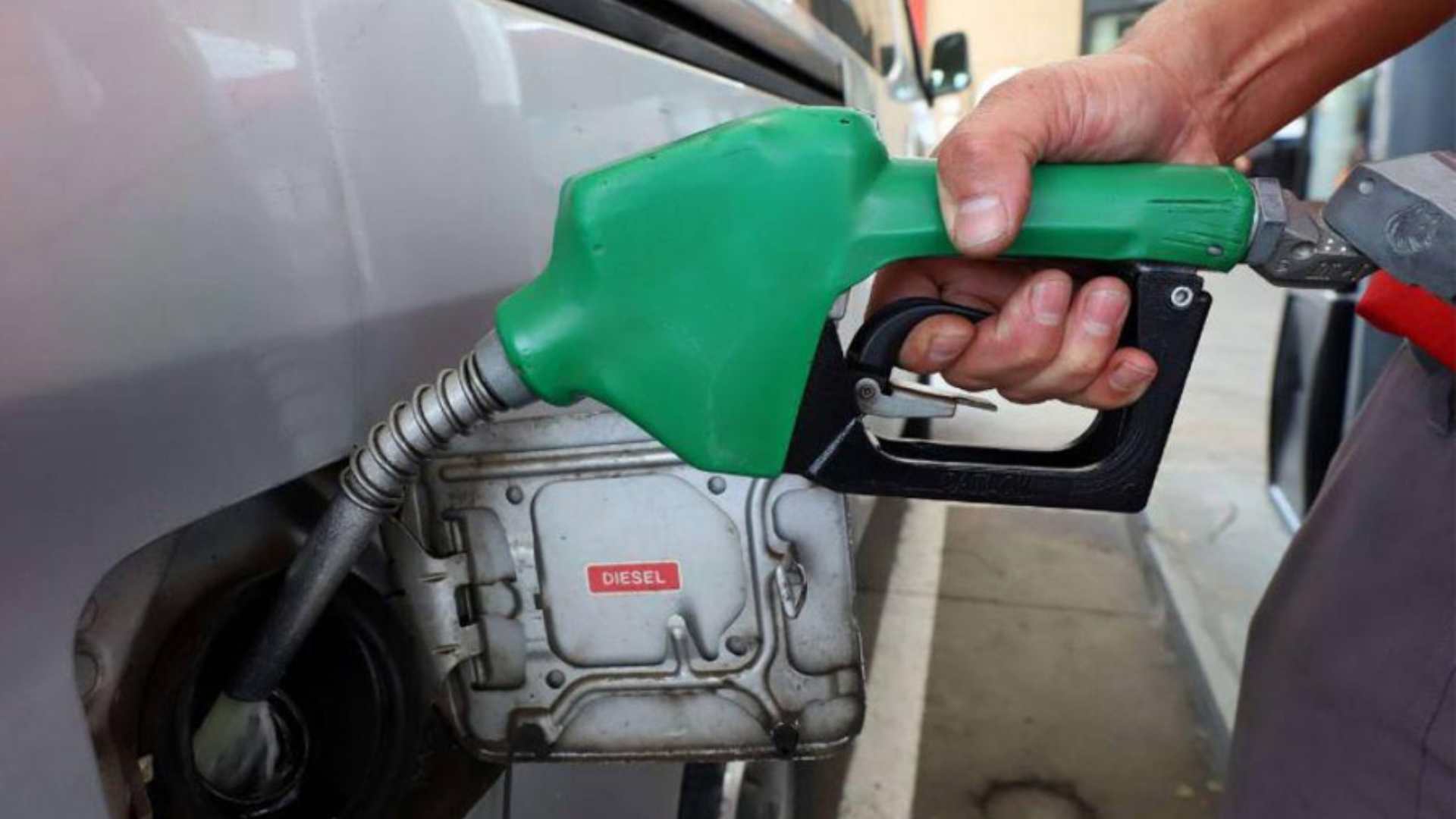 Noviembre inicia con aumentos en los precios de los combustibles en Honduras