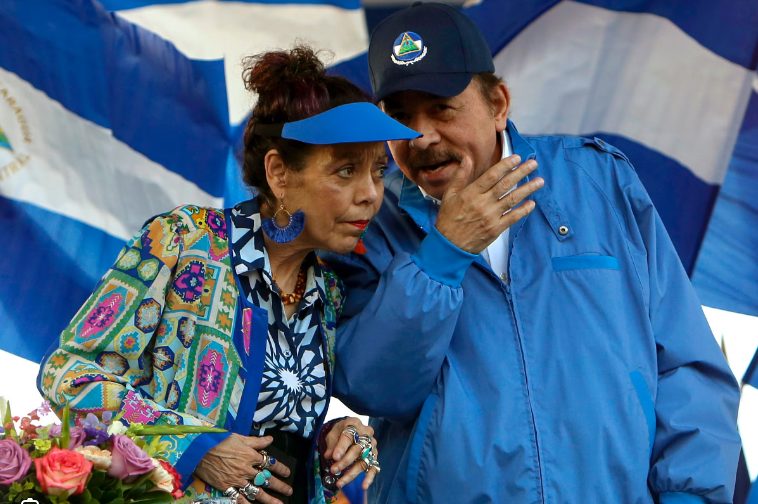 Daniel Ortega impulsa reforma constitucional que otorga a su esposa el cargo de co-presidenta