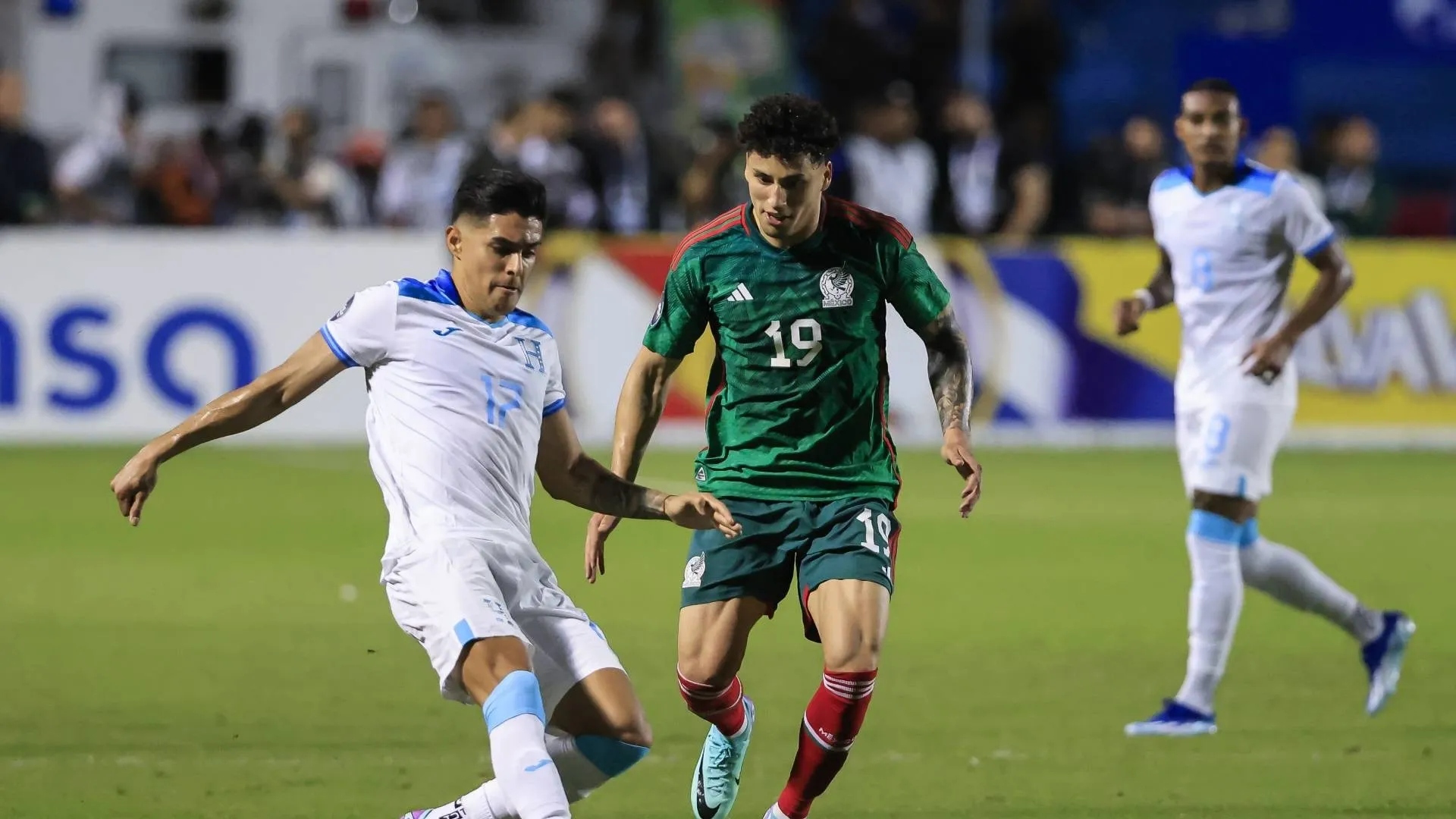 Periodistas mexicanos revelan nombres de los jugadores hondureños a los que México debería tener miedo
