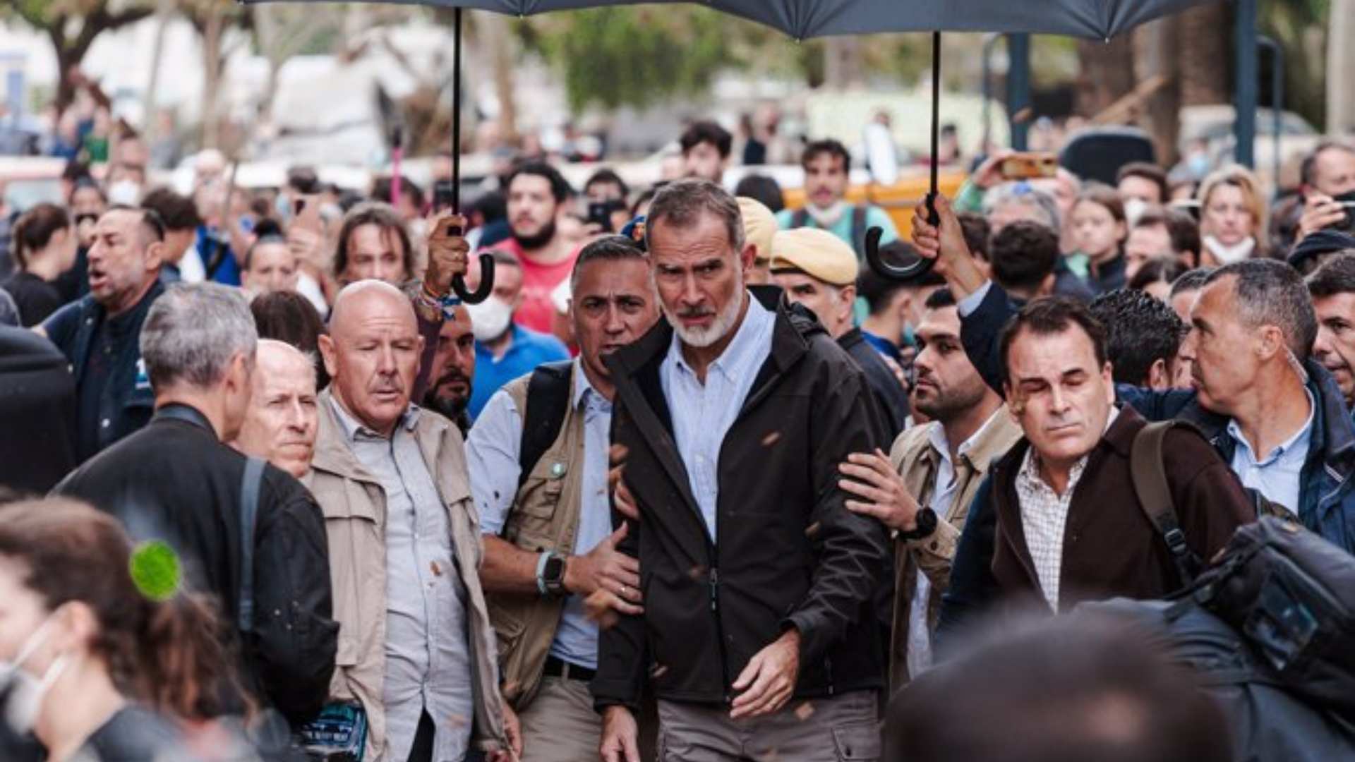 Así fue la llegada de la realiza española a Paiporta.