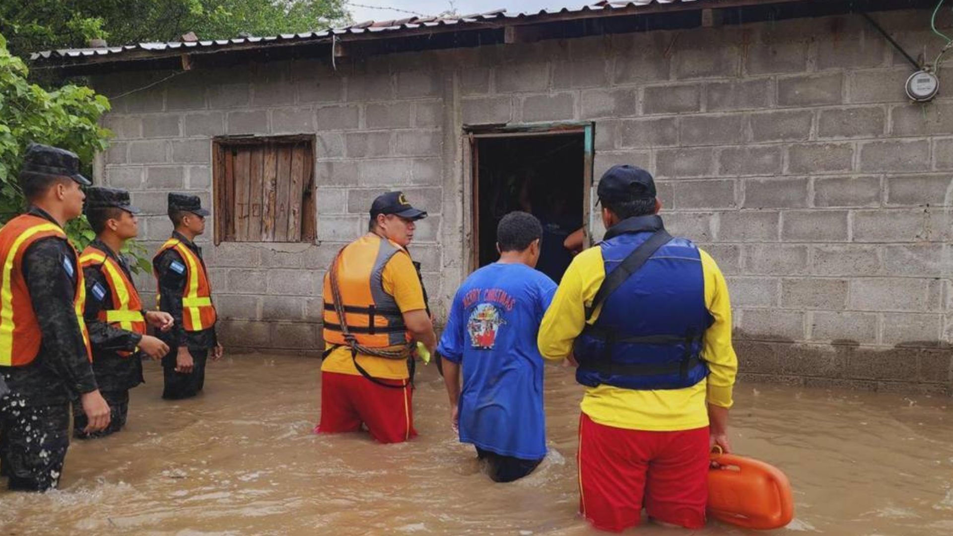 tormenta tropical sara
