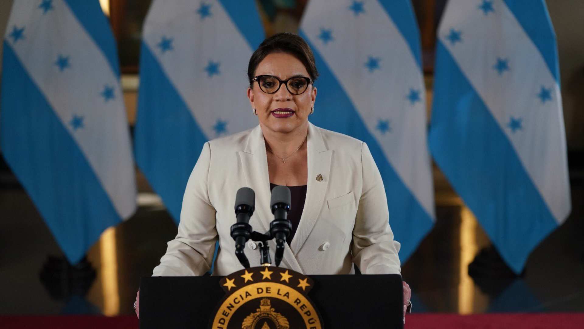 xiomara castro sara