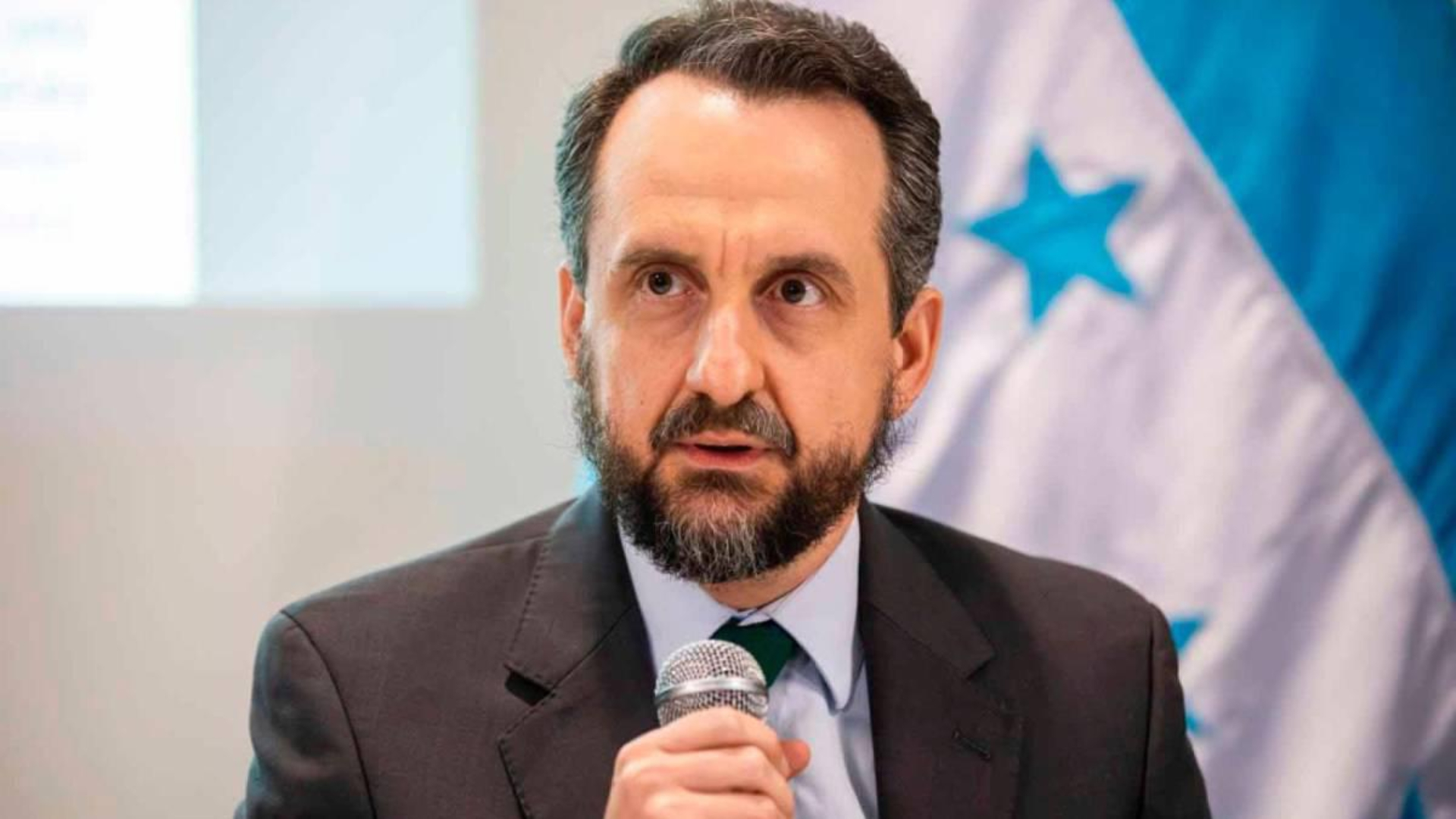 Rodolfo Pastor Recibe Firme Apoyo del Movimiento Somos Más, a Pesar de Obstáculos Políticos