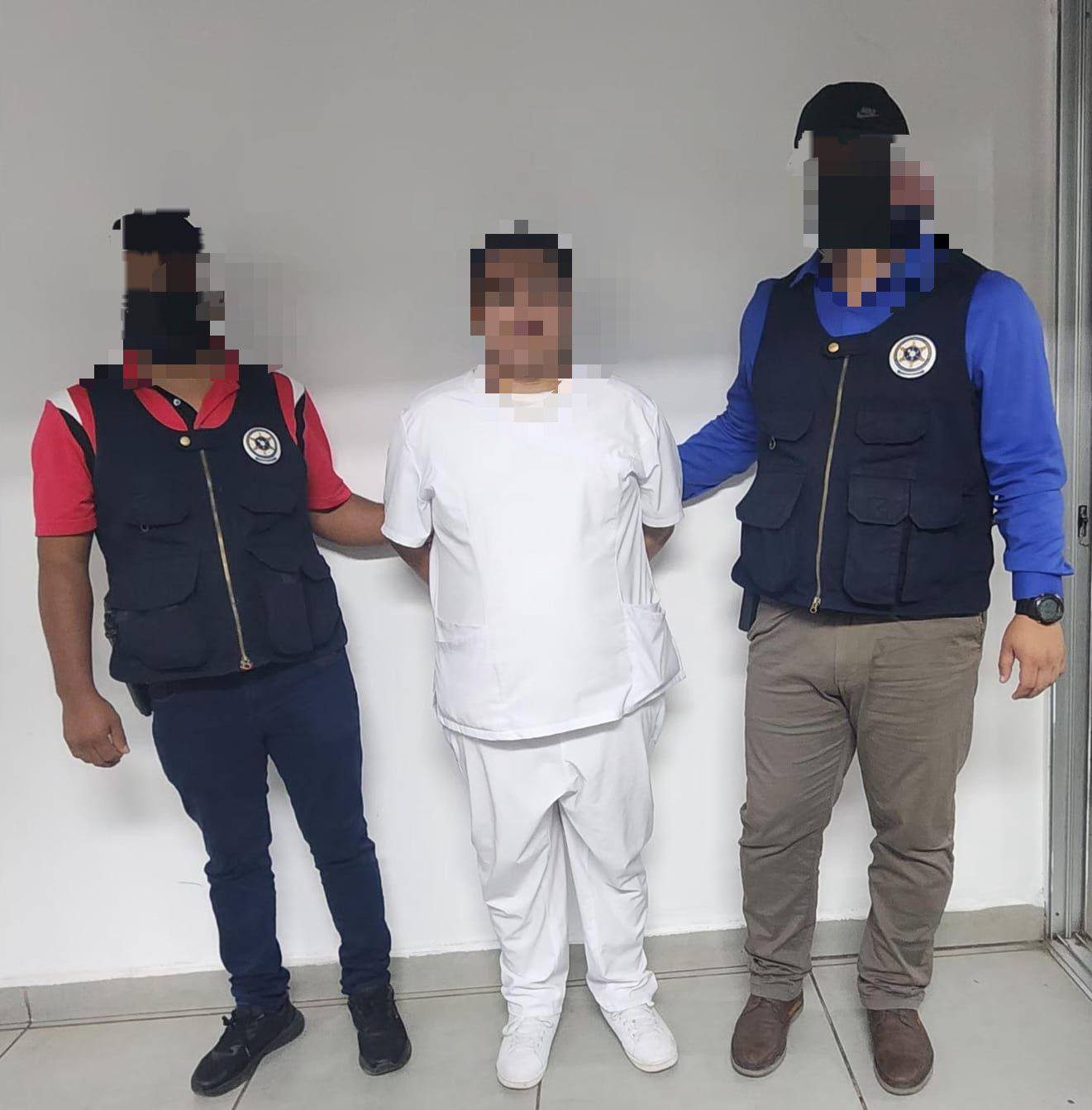 Detienen a practicante de enfermería por presuntos actos indebidos con menor en el Hospital Psiquiátrico Santa Rosita