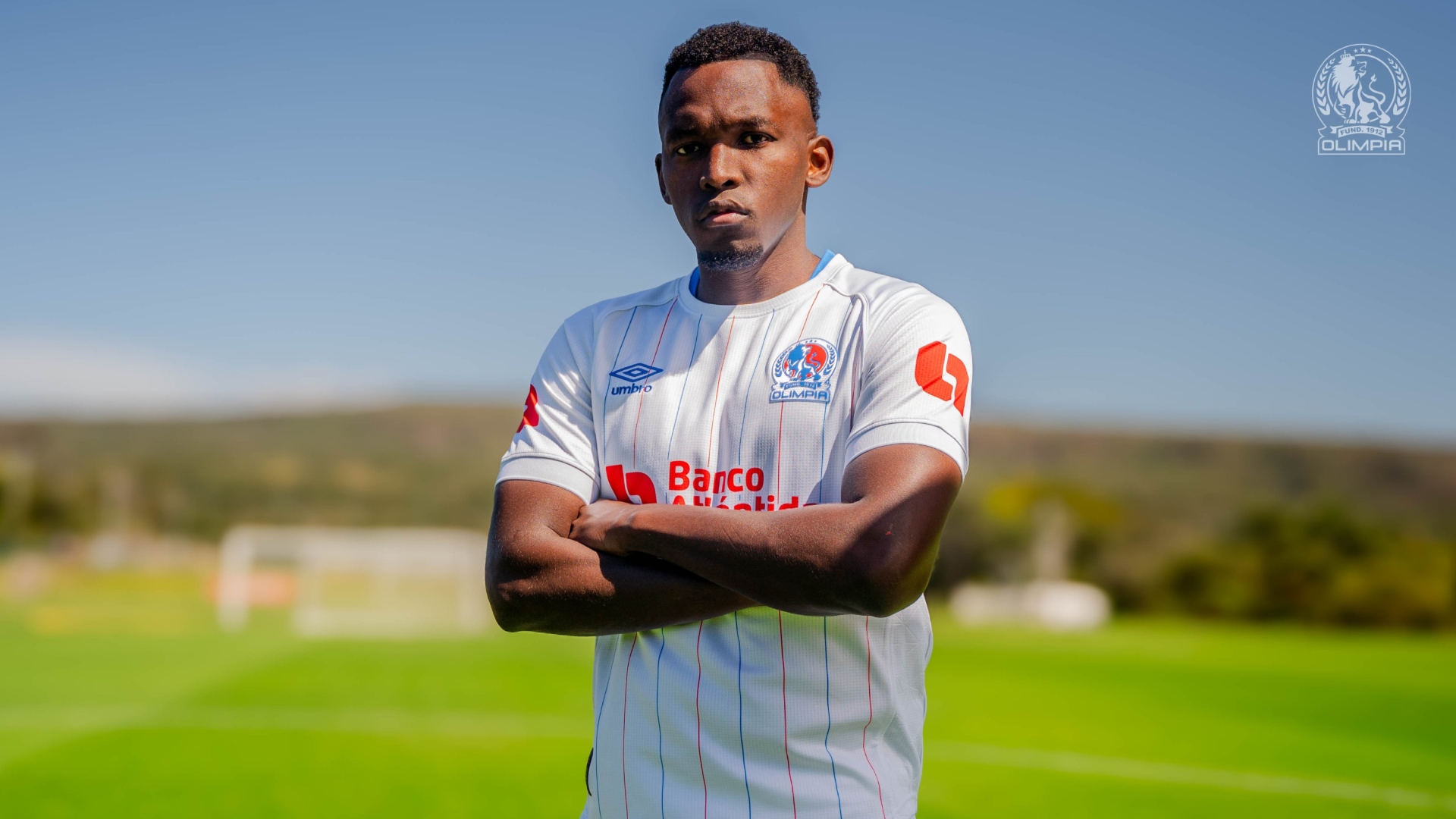 Alberth Elis se une al Olimpia luego de una fuerte lesión en su cabeza