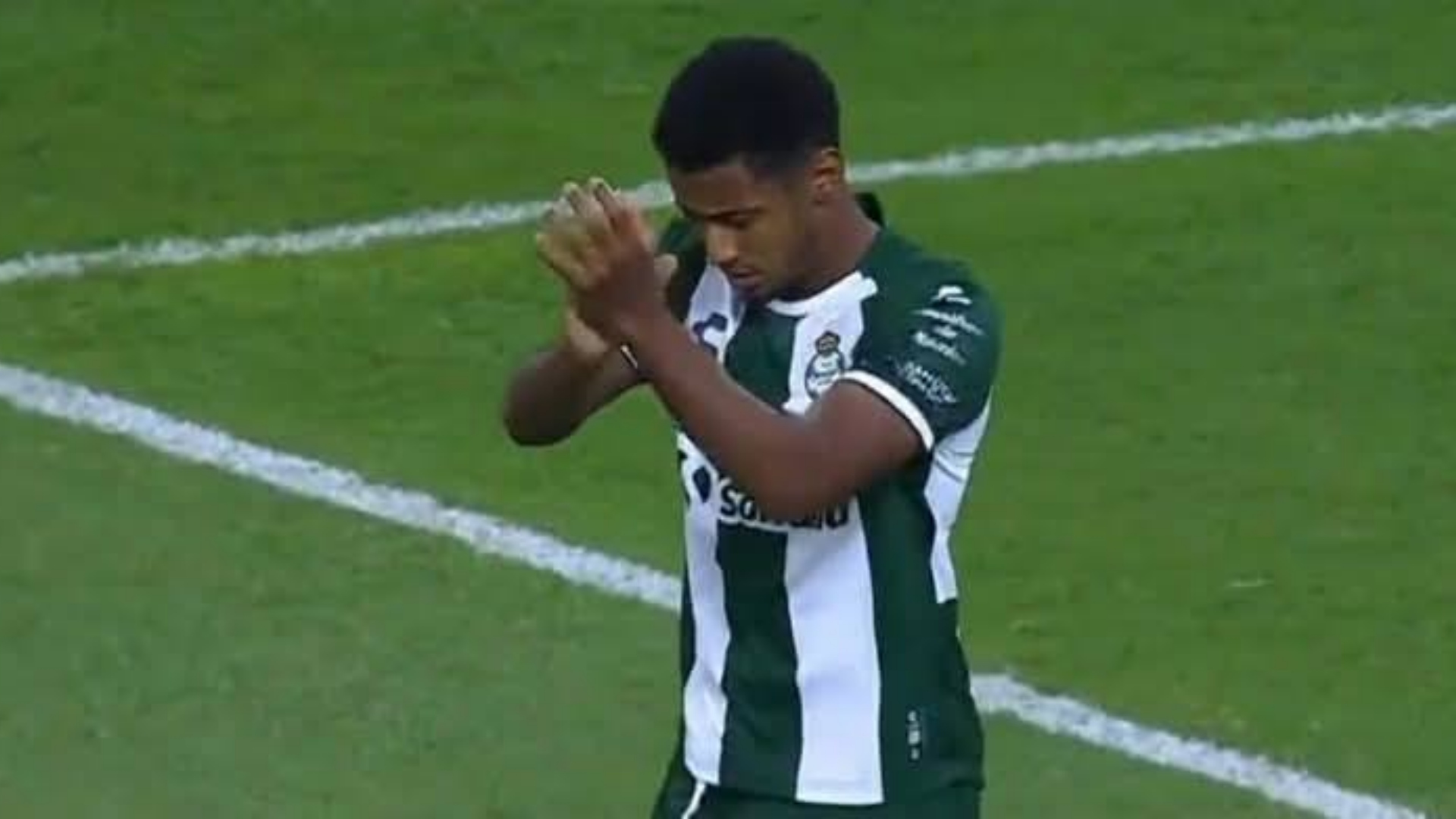 expulsan a Choco Lozano