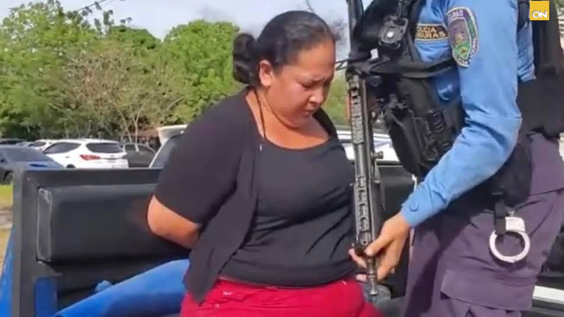 Detención preventiva a mujer que quemó los pies de su hija en Choluteca