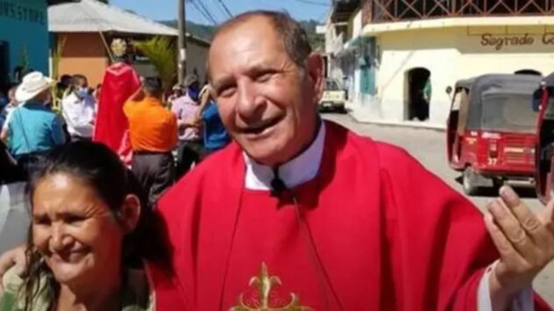 sacerdote Rolando Antonio Peña Mejía