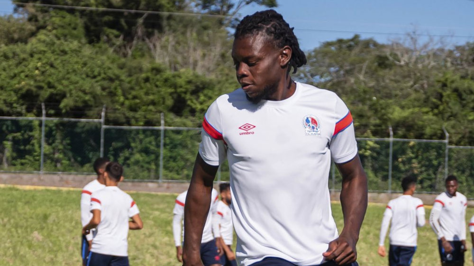 Lugo de las críticas en su último partido, José García confirma su decisión con Olimpia para el torneo Clausura