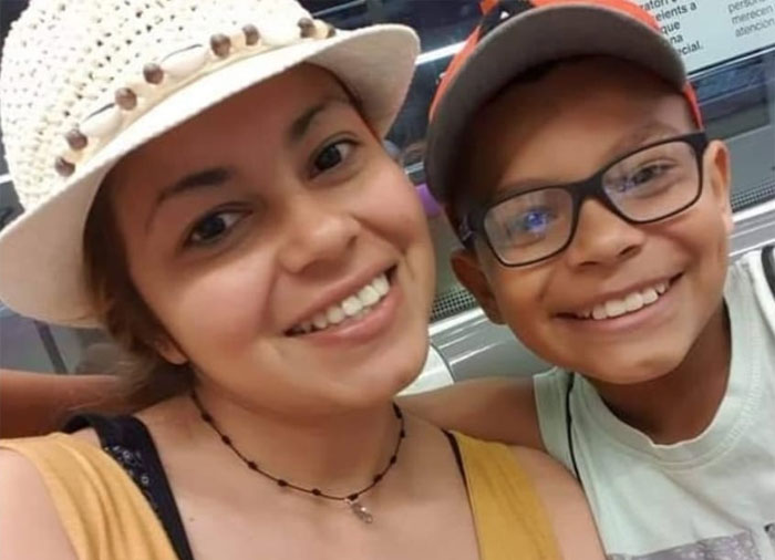 Karina Chinchilla comparte emotivos videos junto a su pequeña hija