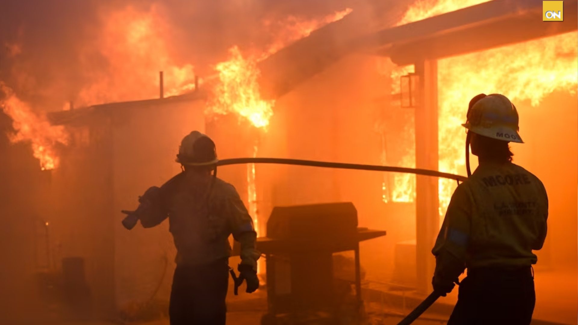 Se incrementan a 16 las muertes por los incendios en California