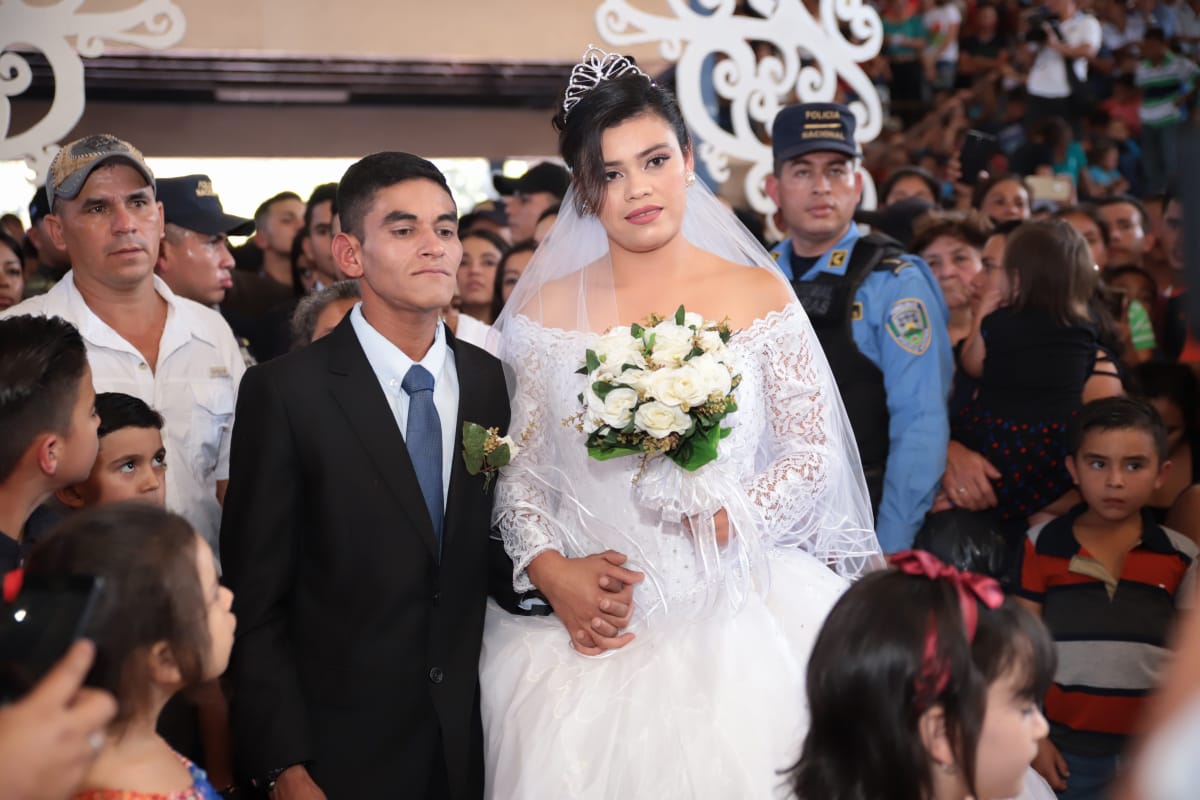 ¿Ya tiene nueva novia? Herminio Juárez aparece bien acompañado en trasmisión en vivo 