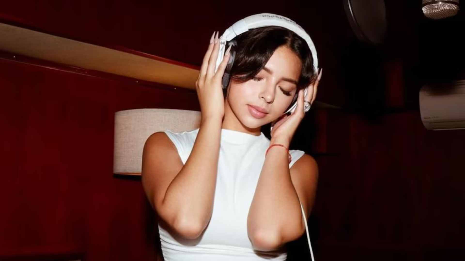 Ángela Aguilar