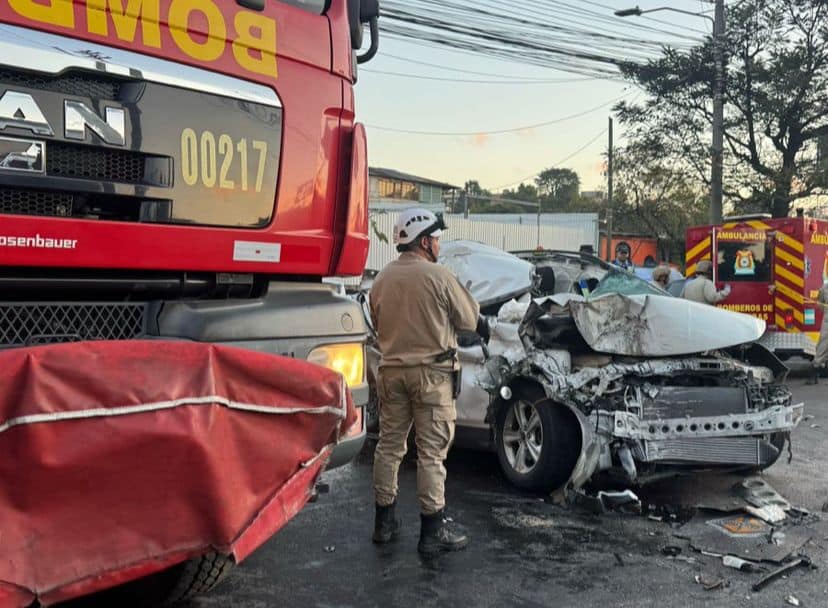 "Un gran amigo" Así era Dariel Rodas, el joven ingeniero que falleció en trágico accidente en el Anillo Periférico