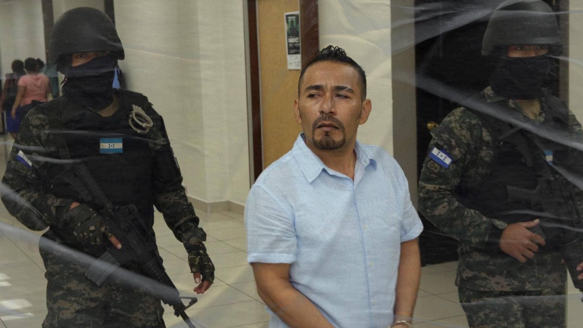 Trasciende la captura de Alexander Mendoza, alias "El Porky", requerido en extradición y con circular roja de Interpol