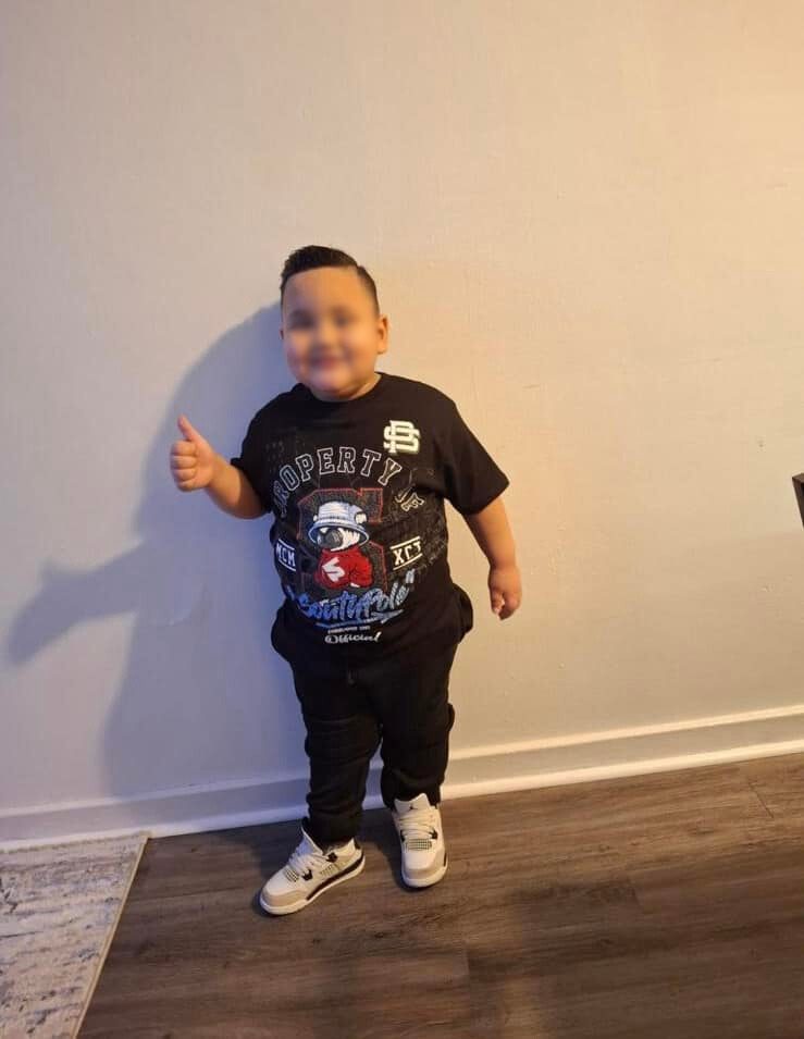 Niño hondureño de 5 años muere tras atragantarse con una pelota en Virginia