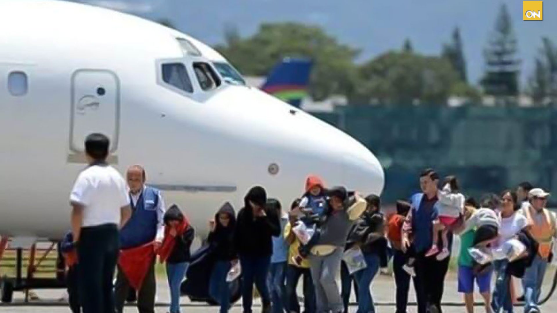 Unos 160 mil hondureños han sido deportados de los Estados Unidos en los últimos tres años, dice el Canciller Reina