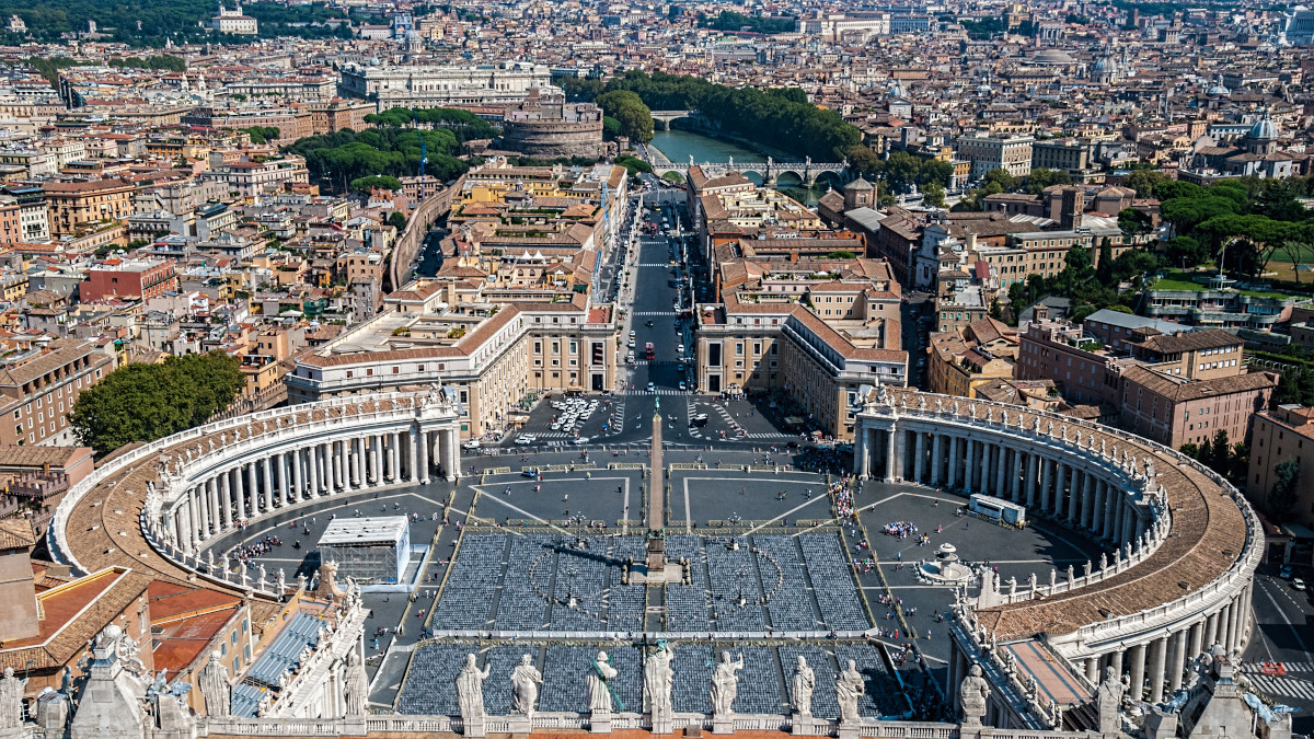 “La caída del Vaticano”: La profecía que podría cumplirse tras la crisis del Papa Francisco