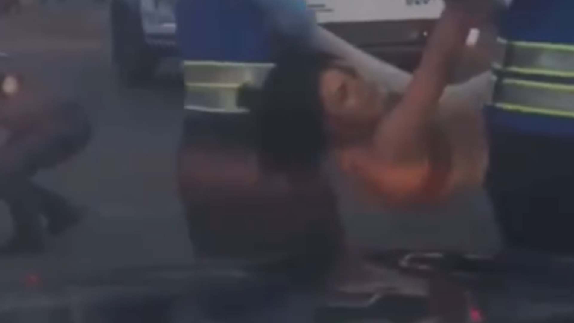video mujer bulevar centroamerica