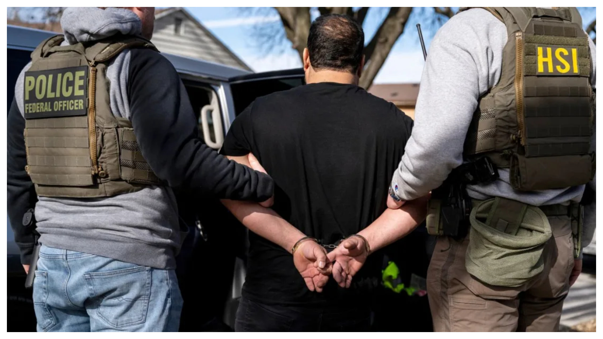 ¿Qué ocurre si una persona deportada regresa ilegalmente a EE.UU.?