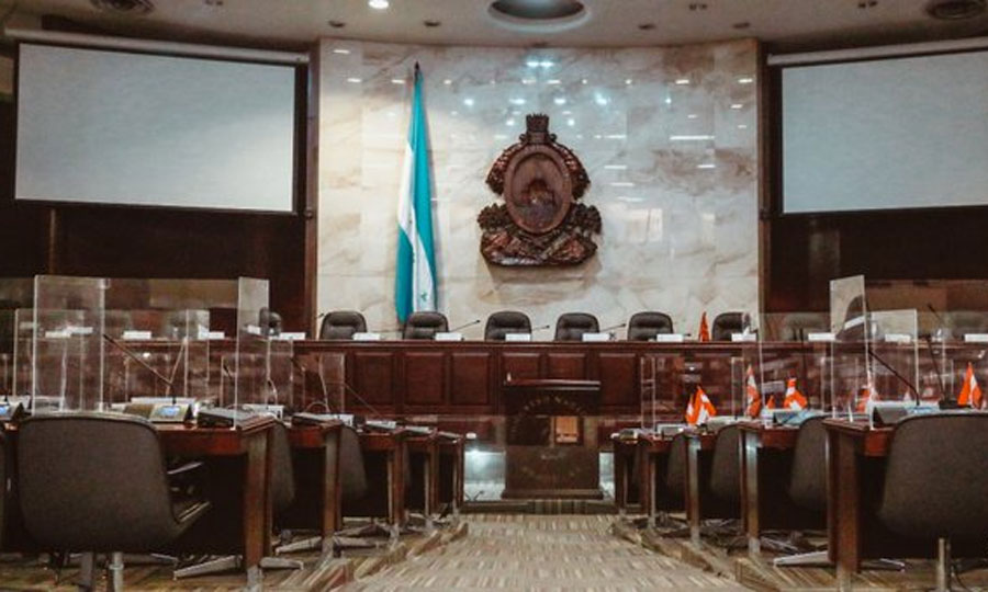 Sin votos para ratificar adhesión de Honduras al CAF, suspenden sesión - Proceso Digital