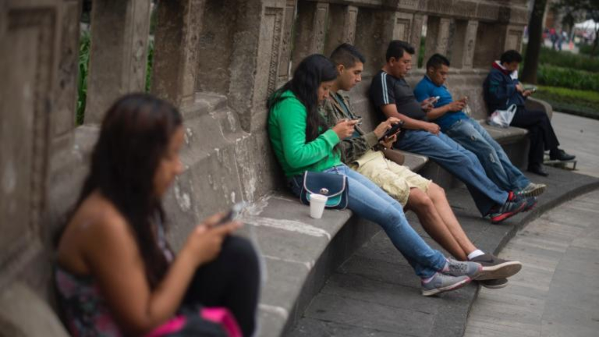 Más de un millón de jóvenes en Honduras están fuera del sistema educativo y laboral, según experto de la UNAH