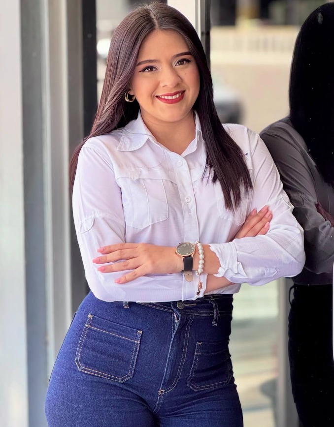 Pamela Bustillo periodista