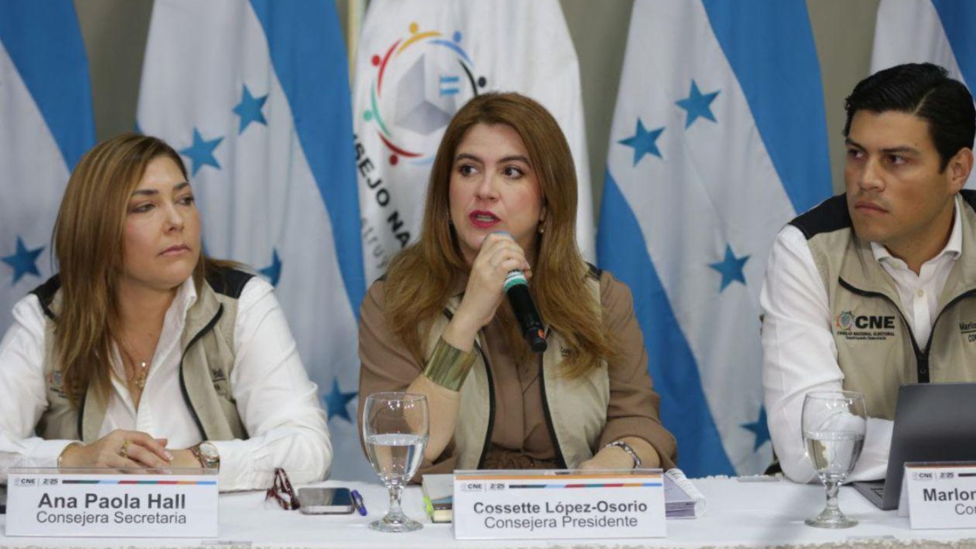 Fiscalía cita a consejeros del CNE en investigación por elecciones primarias