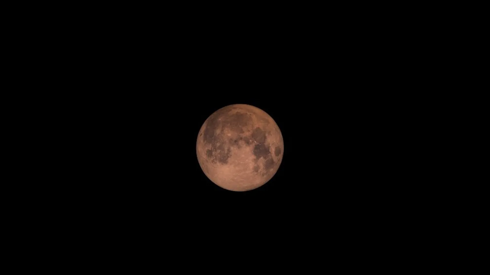 Profeta anuncia que la luna de sangre tiene un mensaje de tiempos finales
