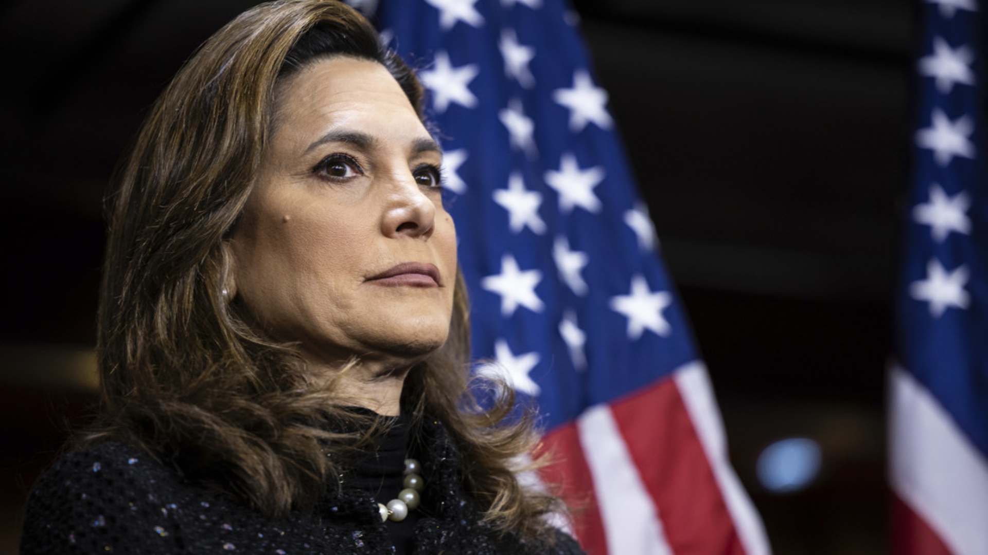 Oficialismo responde a declaraciones de congresista estadounidense María Elvira Salazar