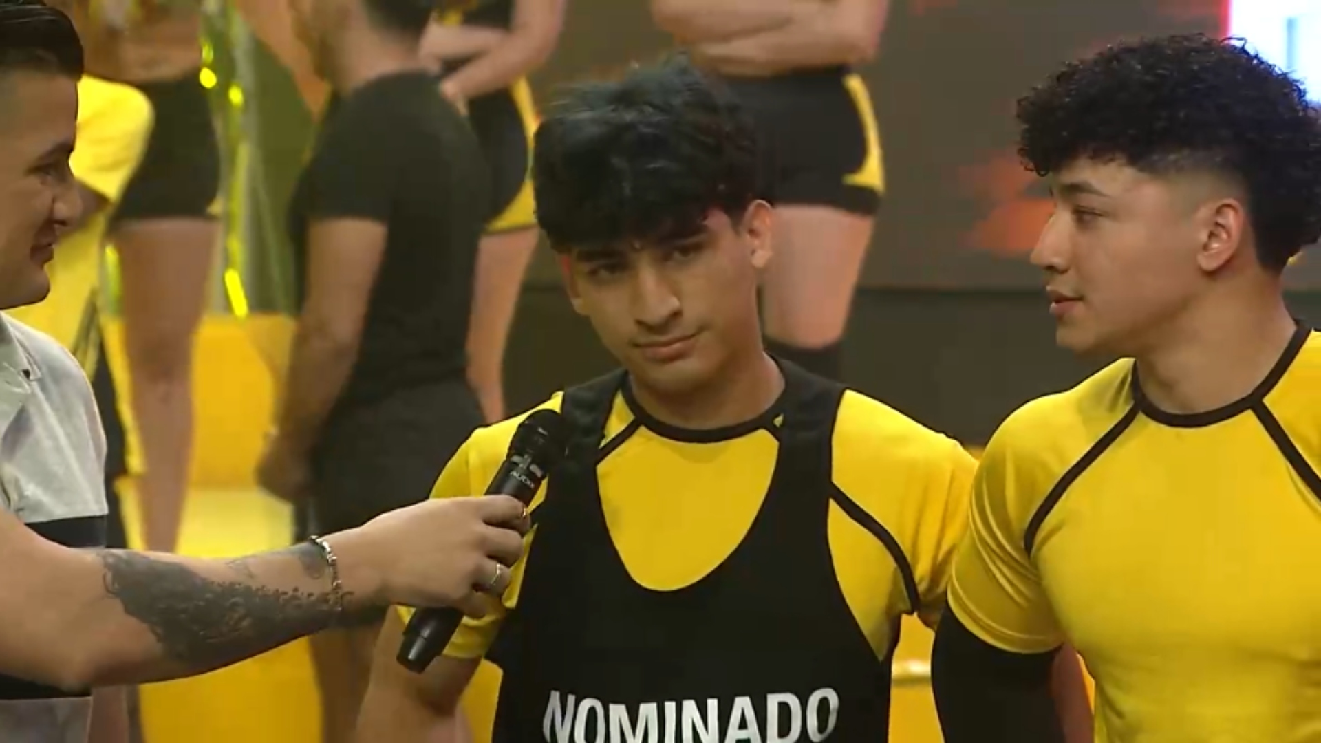 Kelvin Reyes es el primer nominado de la temporada en Calle 7 Honduras tras la derrota del equipo amarillo.