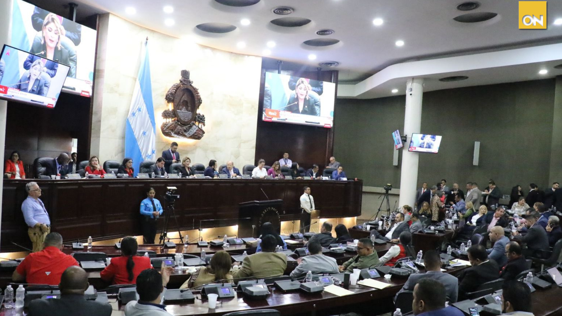 Congreso descontar salario diputados