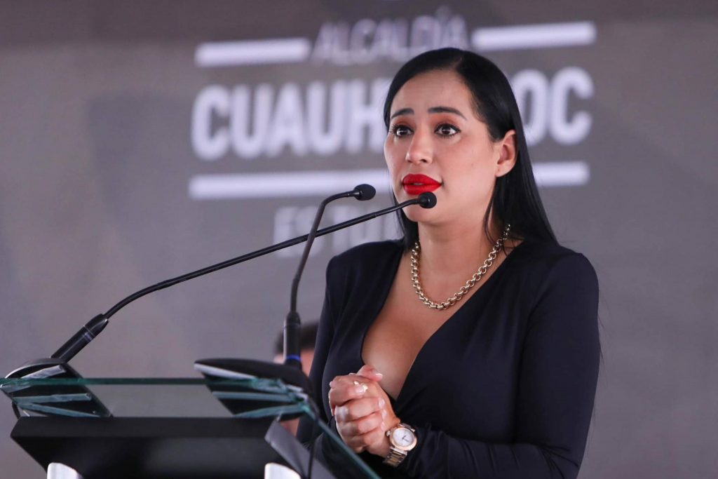 sandra cuevas y la maldición