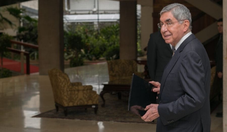 Oscar Arias
