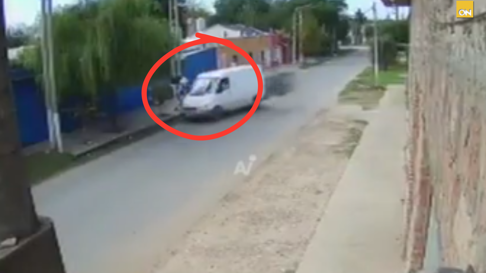 Comerciante atropella a asaltantes en Argentina