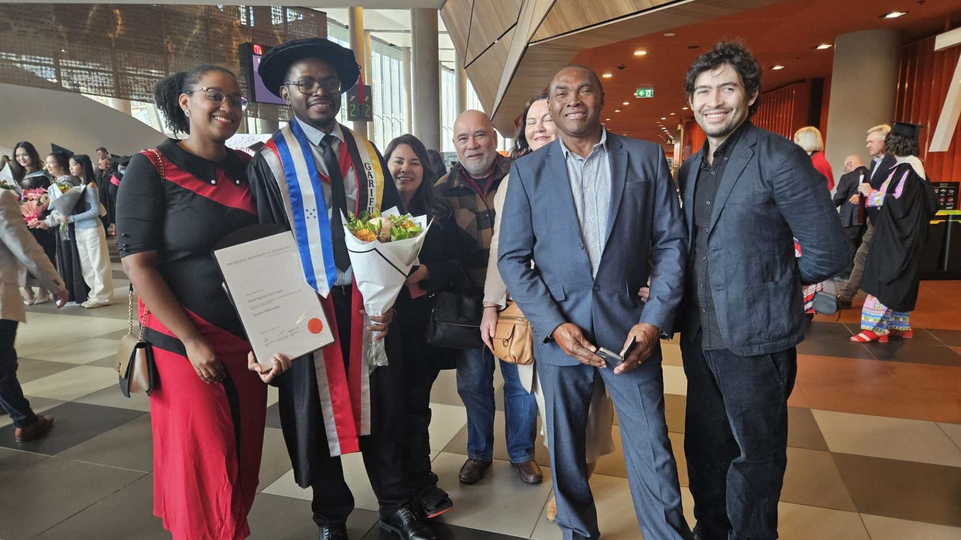 Garífuna de Honduras obtiene doctorado en Australia