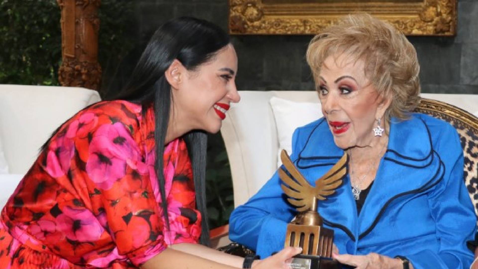 Sandra Cuevas tiene una maldición