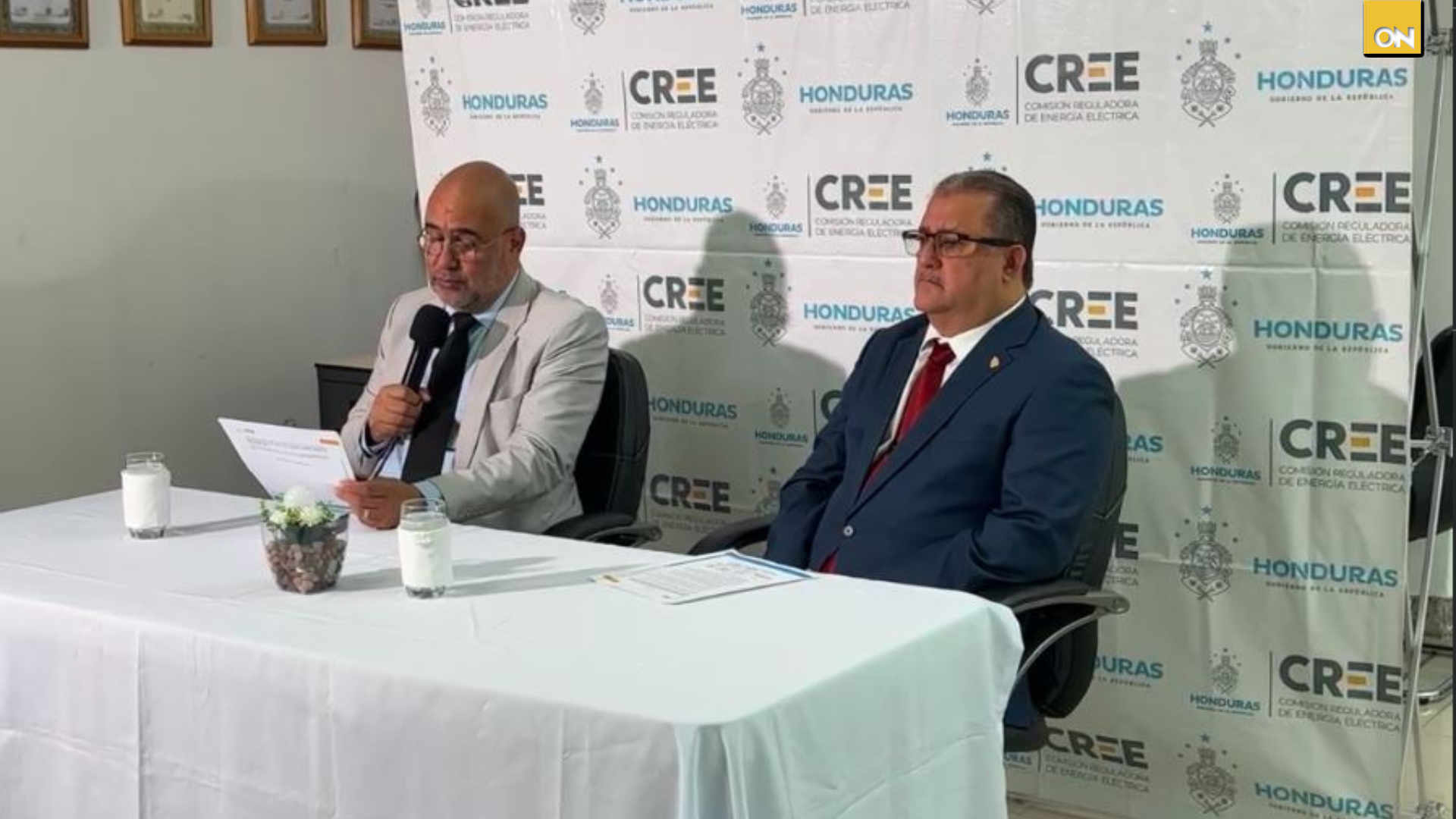 Cree rebaja tarifa eléctrica